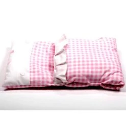 Dekbedje / Poppendekentje Rose Geruit -Speelwereld Winkel dekje roze geruit met 2 bloempjes 4 1