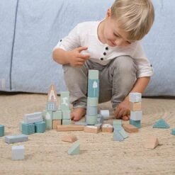 Little Dutch Houten Blokkenton Blauw LittleDutch 12 Little Dutch Houten Blokkenton Blauw LittleDutch -Speelwereld Winkel little dutch 4413 blauw houten blokken in ton 3
