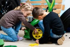 Theo Klein JohnDeere Tractor Motorblok -Speelwereld Winkel theo klein 3916 john deere motorblok tractor 9