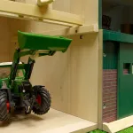 Kidsglobe Tractorwerkplaats Met Berging Schaal 1 : 32 6 Kidsglobe Tractorwerkplaats Met Berging Schaal 1 : 32 - Afbeelding 4